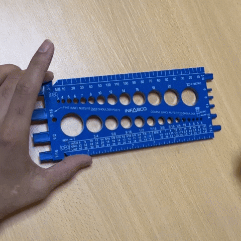 Regleta Medidora de Tuercas y Tornillos de 22 cm Truper